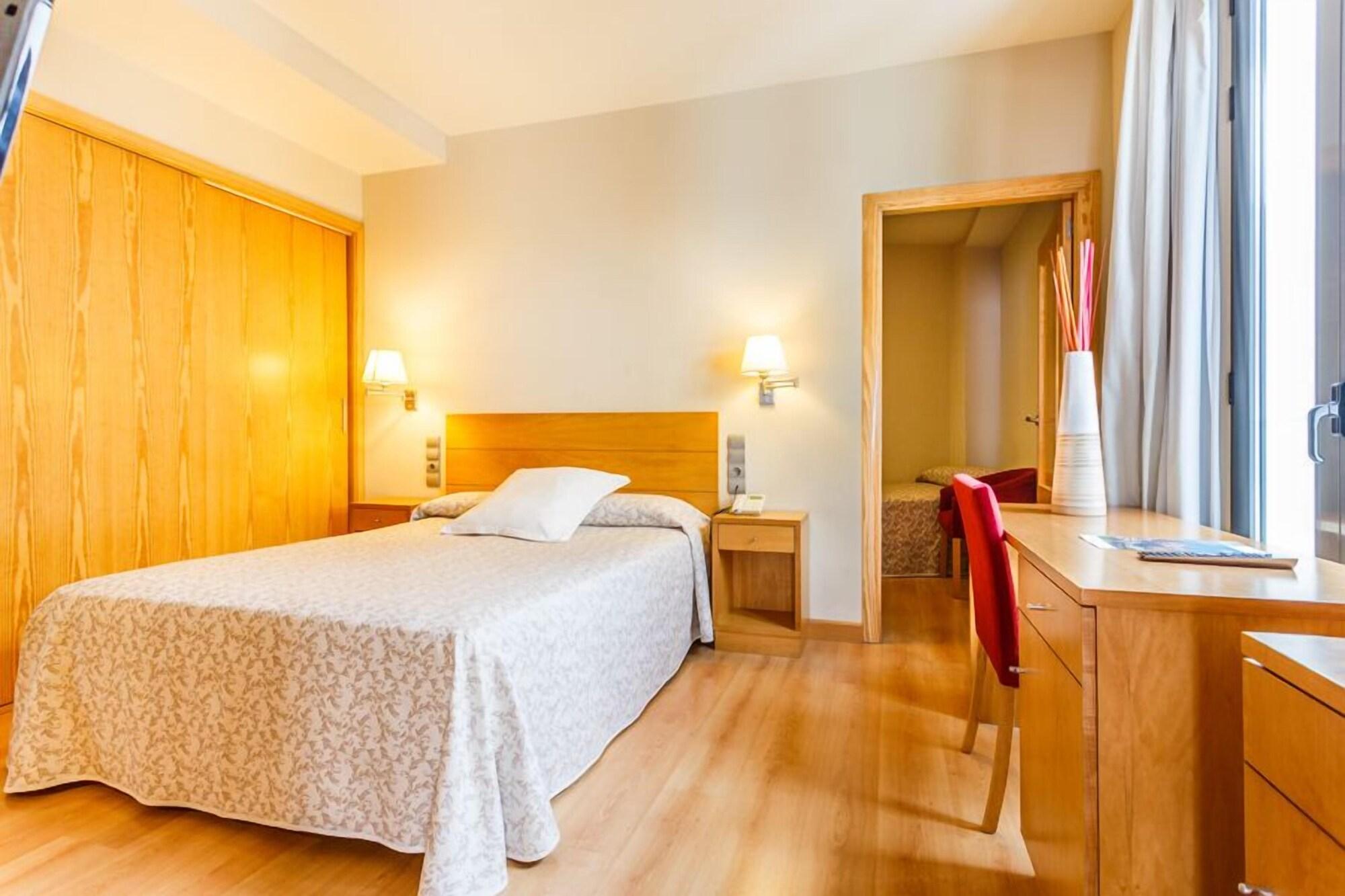 Hotel Aacr Museo Seville Ngoại thất bức ảnh