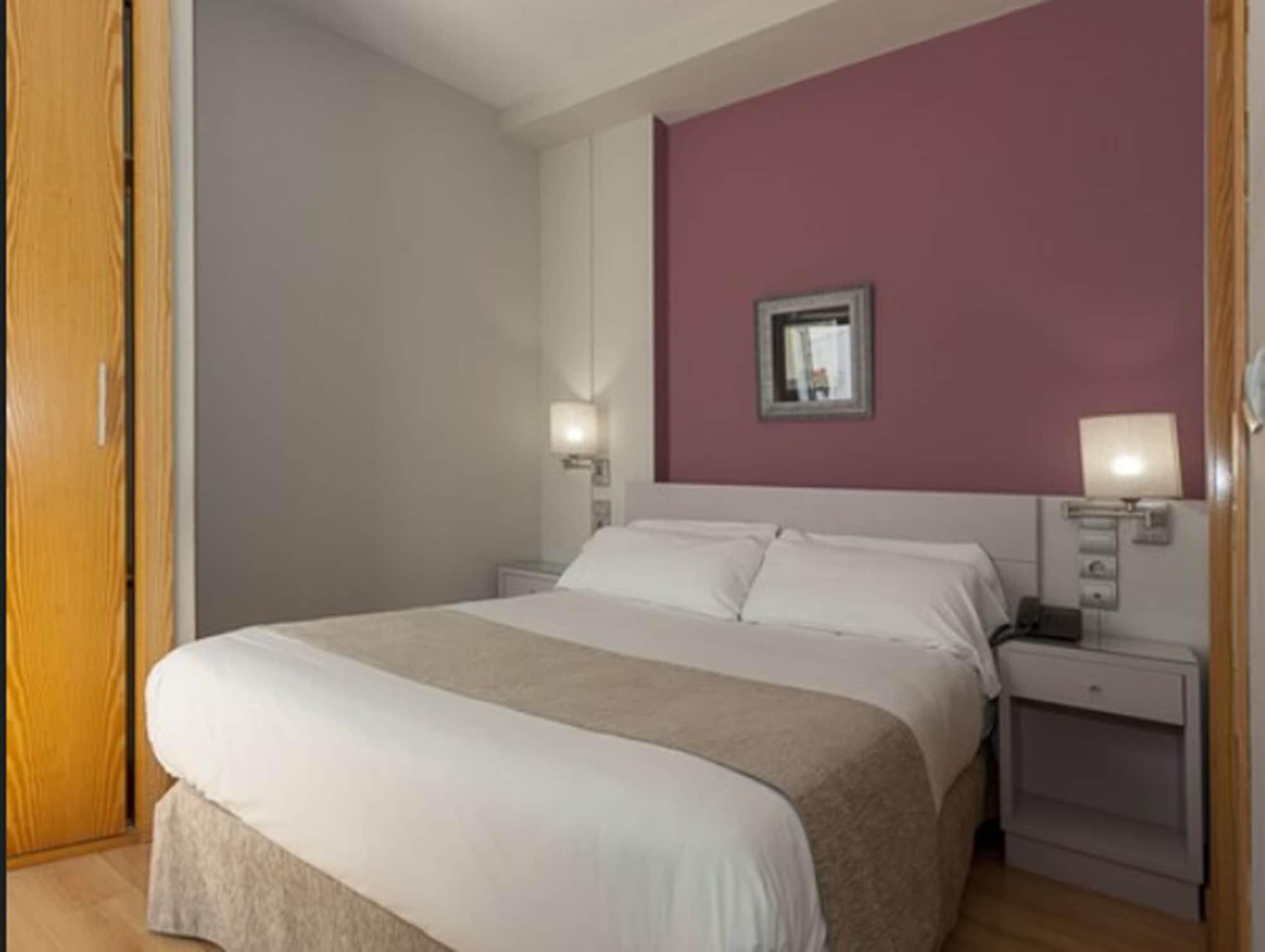 Hotel Aacr Museo Seville Ngoại thất bức ảnh