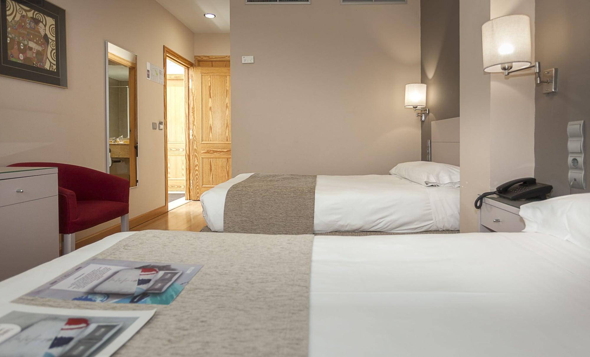 Hotel Aacr Museo Seville Ngoại thất bức ảnh