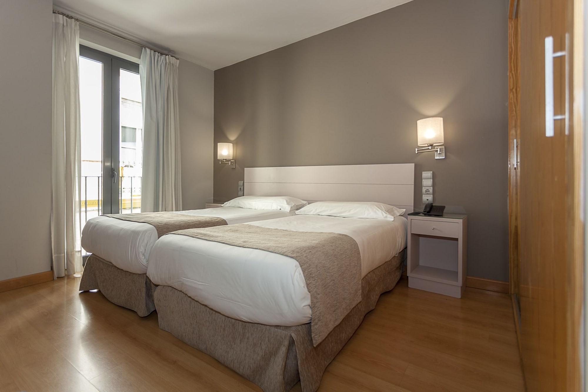Hotel Aacr Museo Seville Ngoại thất bức ảnh