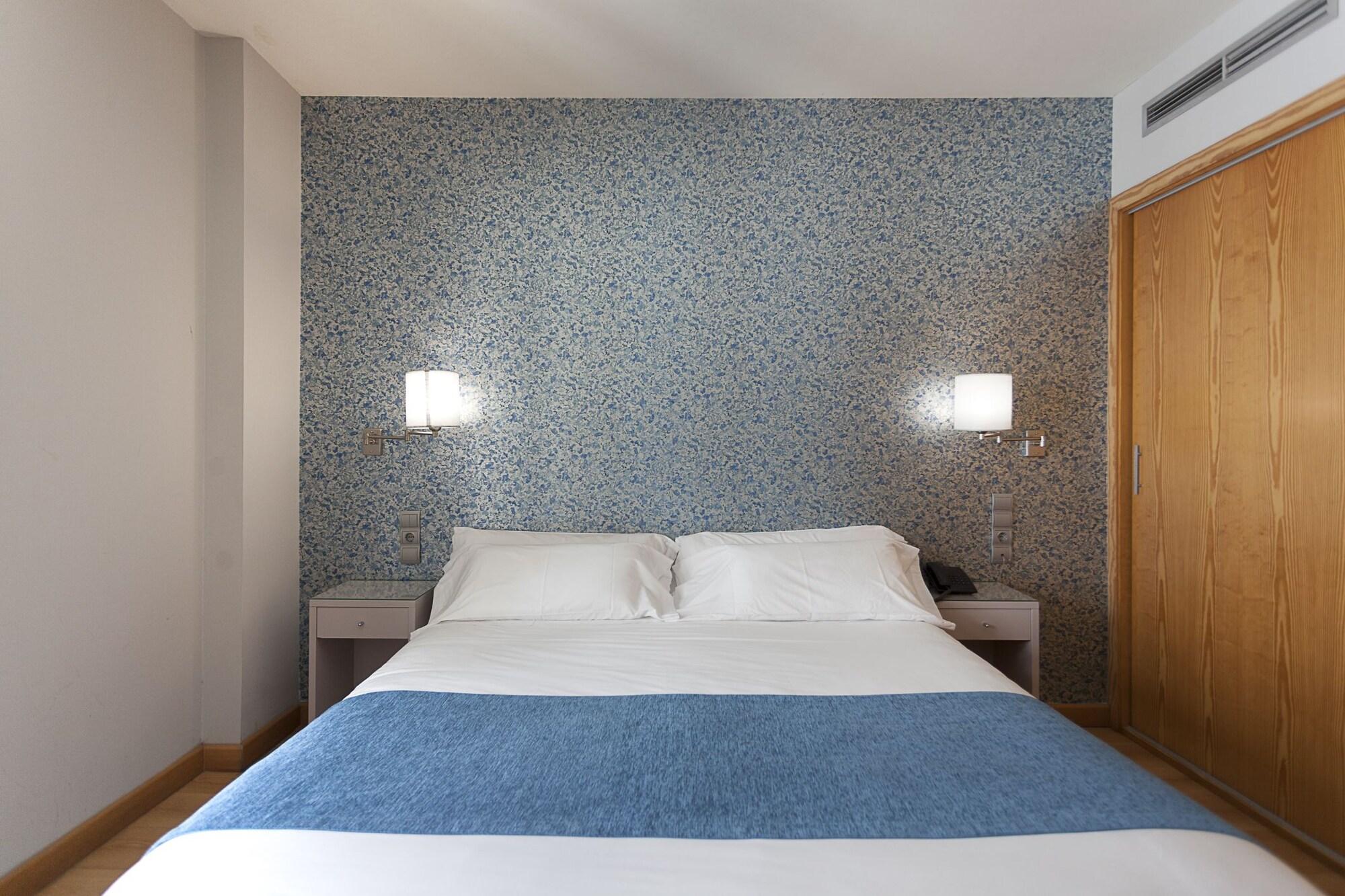 Hotel Aacr Museo Seville Ngoại thất bức ảnh