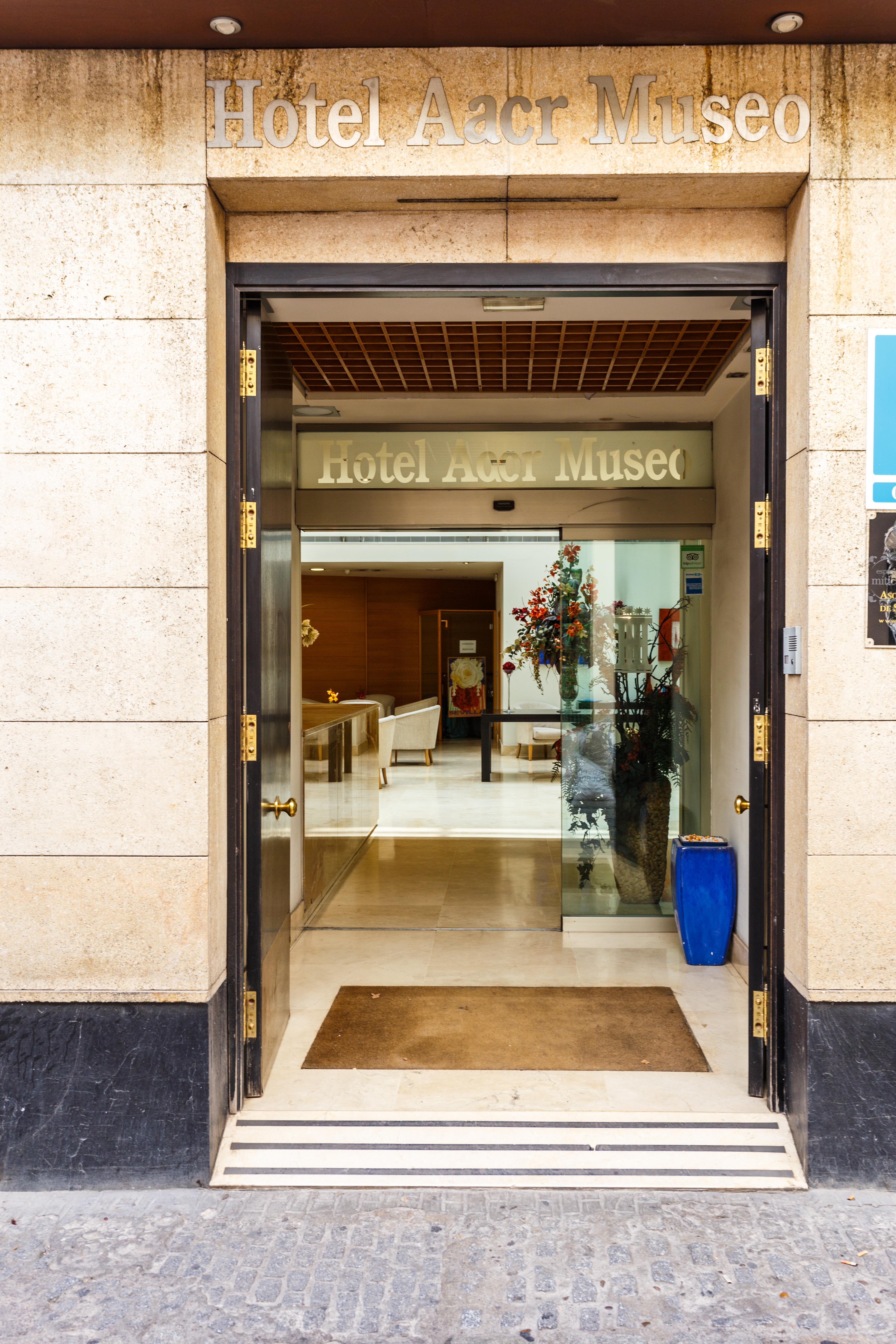 Hotel Aacr Museo Seville Ngoại thất bức ảnh