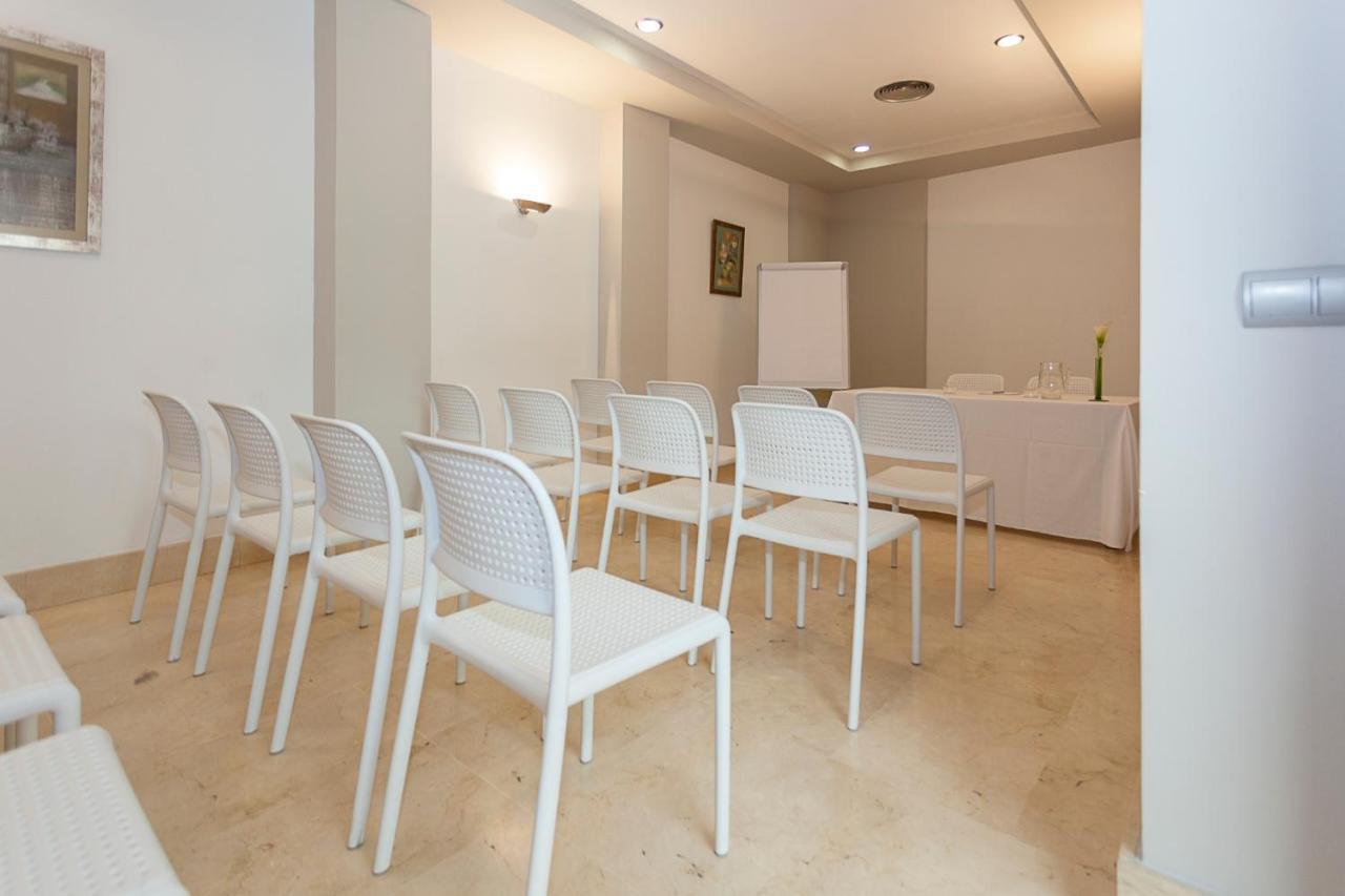 Hotel Aacr Museo Seville Ngoại thất bức ảnh