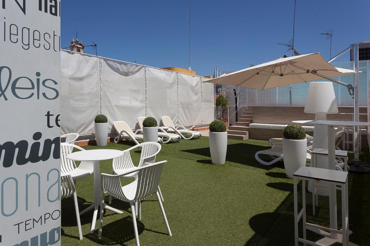 Hotel Aacr Museo Seville Ngoại thất bức ảnh